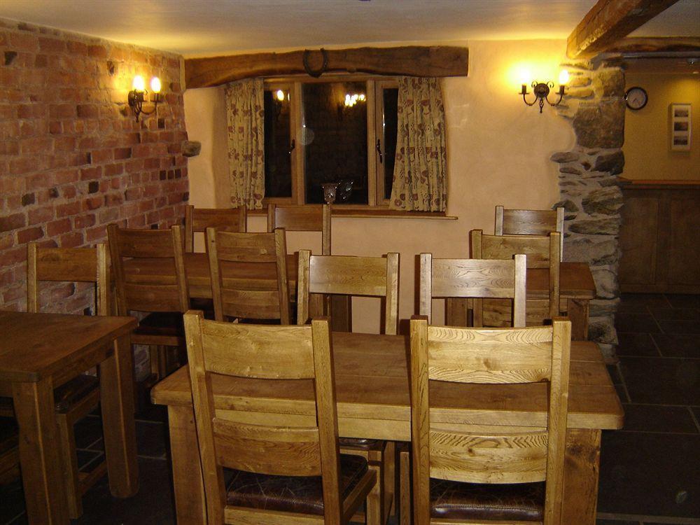 The Wayside And Whisky Barn Otel Whitbeck Dış mekan fotoğraf