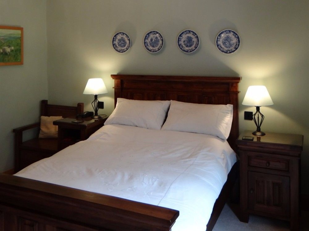 The Wayside And Whisky Barn Otel Whitbeck Dış mekan fotoğraf