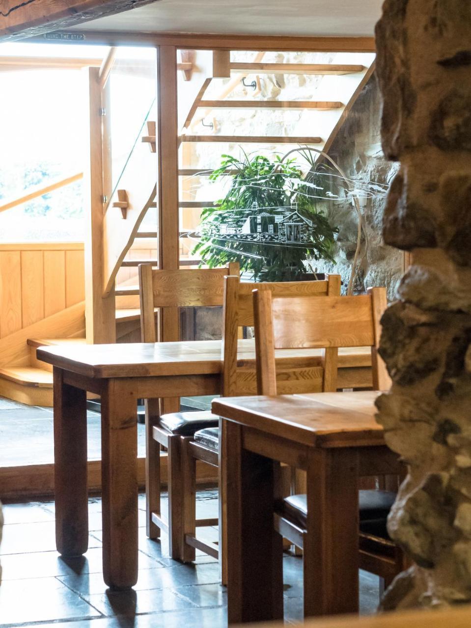 The Wayside And Whisky Barn Otel Whitbeck Dış mekan fotoğraf