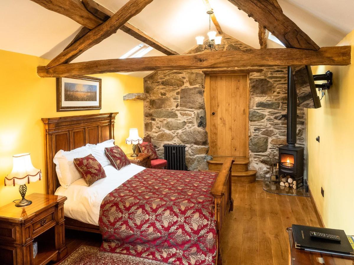 The Wayside And Whisky Barn Otel Whitbeck Dış mekan fotoğraf